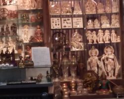 shivananda-gems-shop